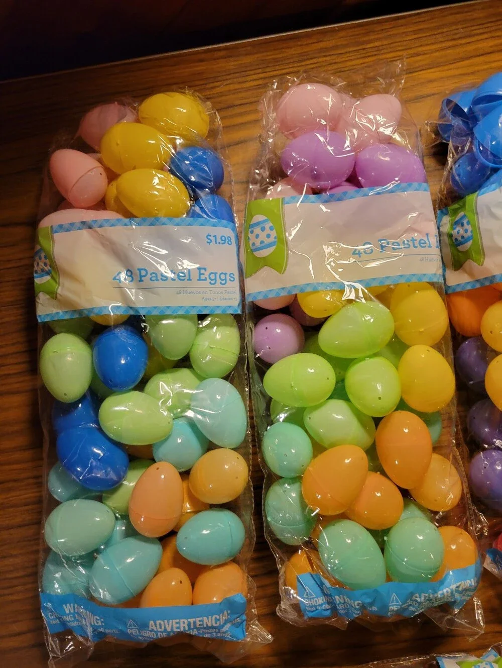 Easter Eggs Varied Colors Size Plastic Empty Bundle Lot Approx 260 Eggs